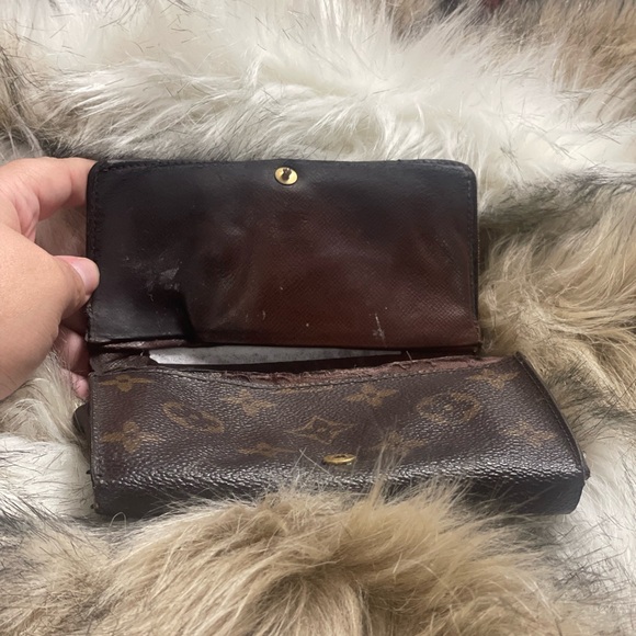 Louis Vuitton VINTAGE REHAB Wallet - Picture 5 of 17